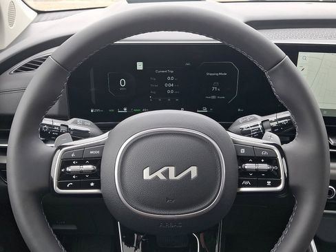 New 2026 Kia Carnival SX Prestige FWD image 19