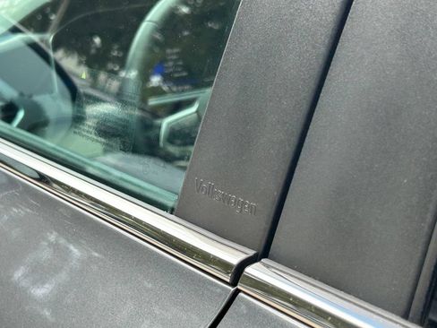 Certified 2026 Volkswagen Taos SE w/ Black Wheel Package FWD image 29
