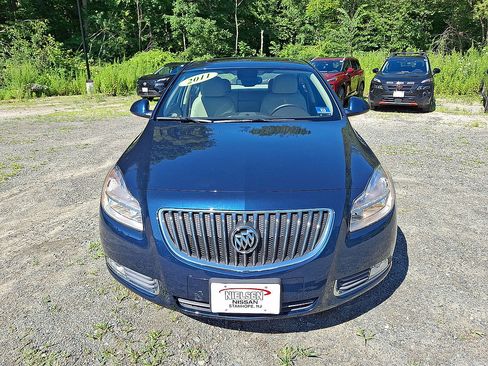 Used 2011 Buick Regal CXL Turbo w/ TO2 Preferred Equipment Group FWD image 28