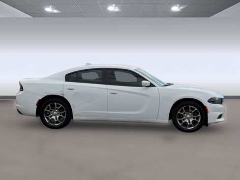 Used 2017 Dodge Charger SXT AWD/4WD image 8