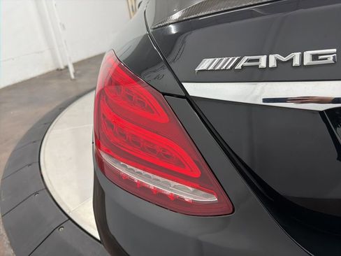 Used 2016 Mercedes-Benz C 63 AMG S image 11