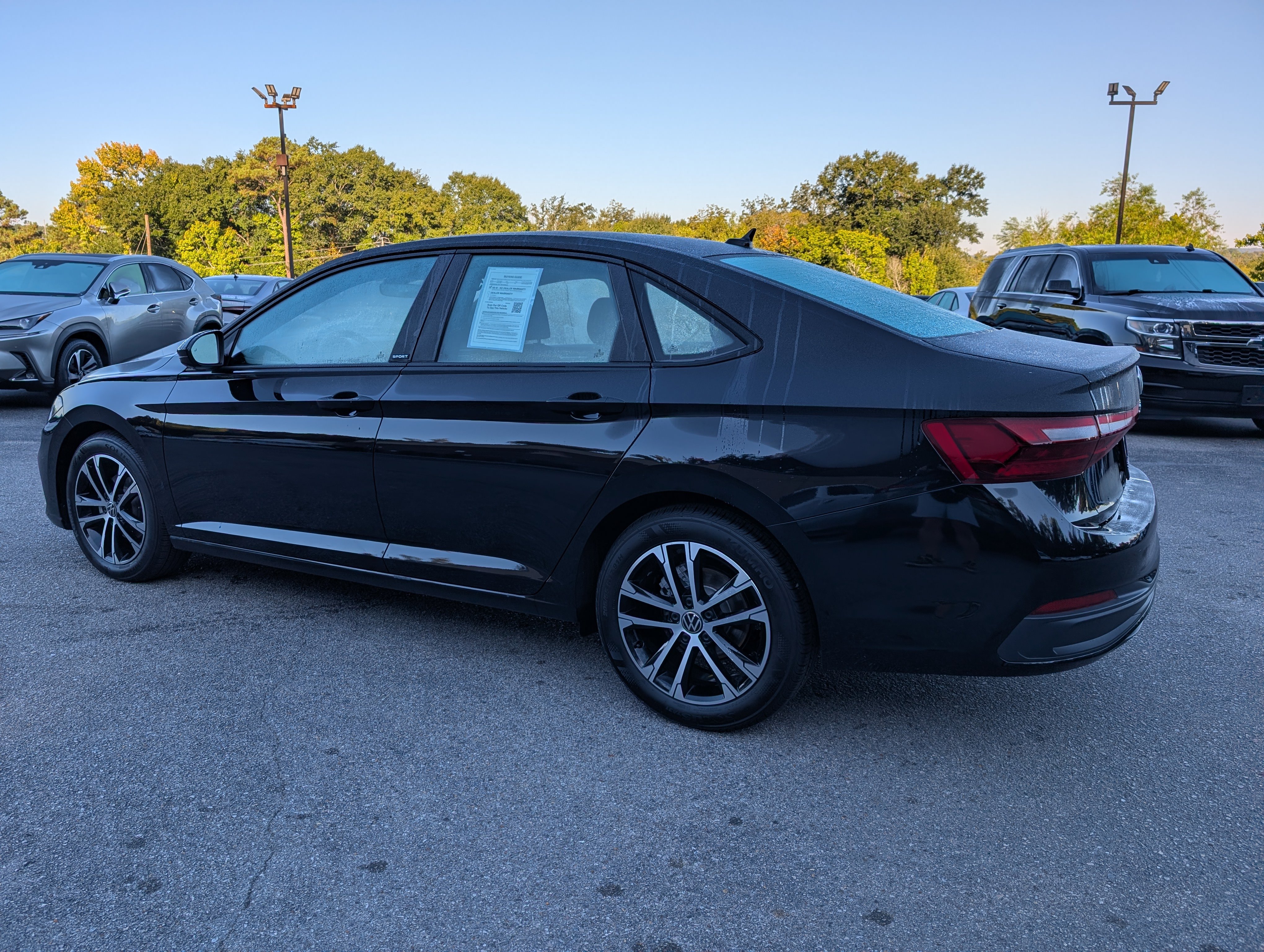 Used 2026 Volkswagen Jetta Sport FWD image 7