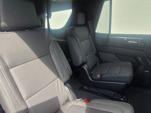 New 2026 Chevrolet Tahoe Z71 w/ Comfort Package AWD/4WD image 5