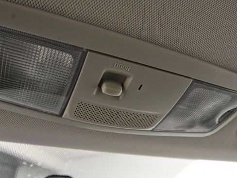 Used 2016 Mitsubishi Outlander ES image 23