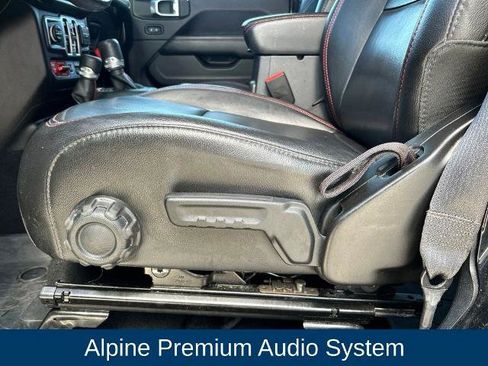Used 2019 Jeep Wrangler Unlimited Rubicon AWD/4WD image 15