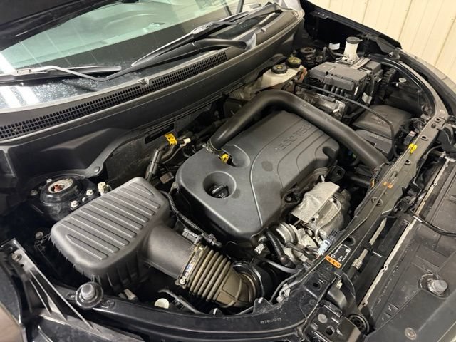 Used 2024 Chevrolet Equinox LT w/ LPO, Floor Liner Package FWD image 43