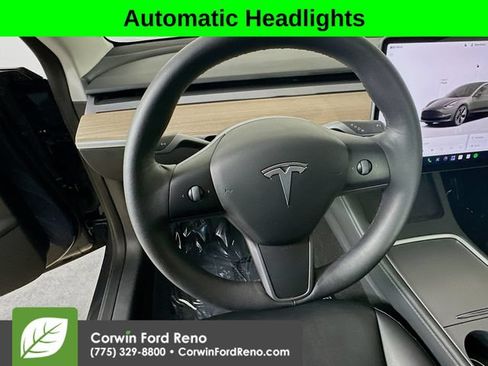 Used 2022 Tesla Model 3 Long Range AWD/4WD image 11