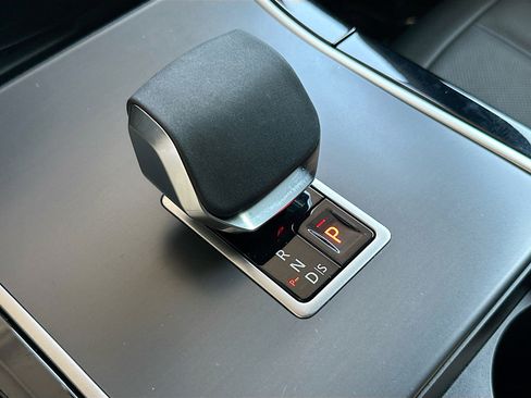 Used 2026 Land Rover Range Rover Evoque S image 16