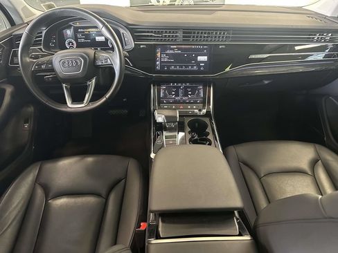 Used 2022 Audi Q7 3.0T Premium Plus w/ Premium Plus Package AWD/4WD image 15