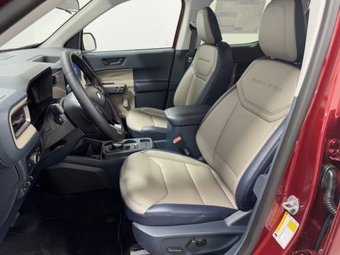 New 2025 Ford Maverick Lariat w/ 4K Tow Package image 13