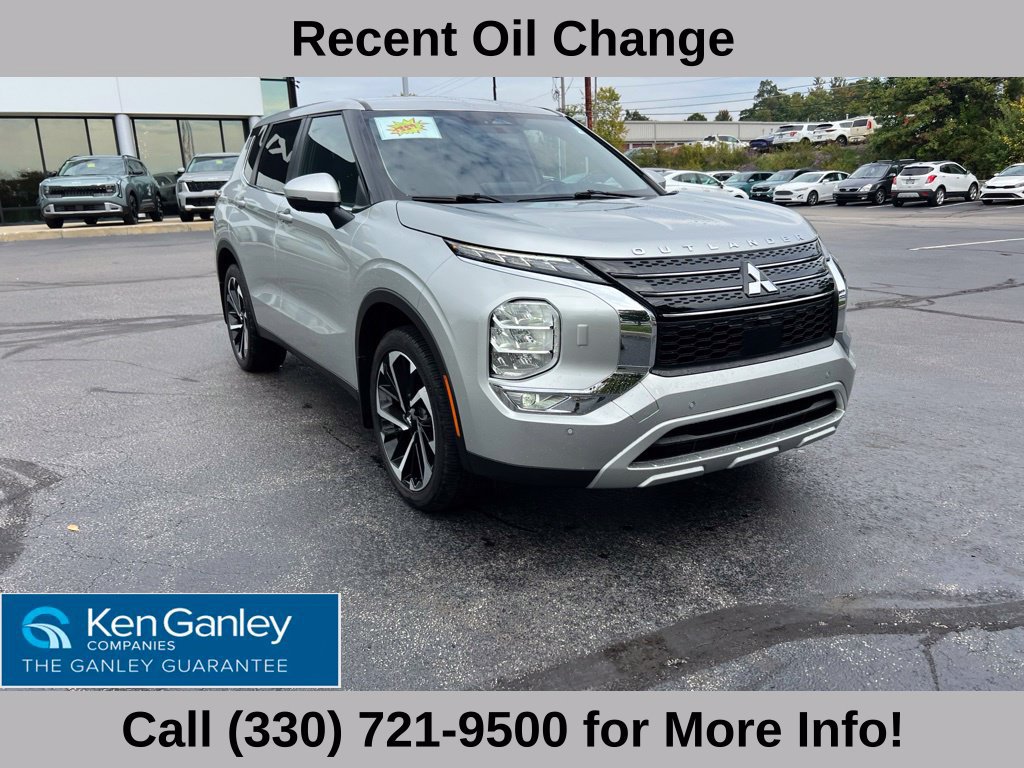 Used 2023 Mitsubishi Outlander SE AWD/4WD image 5