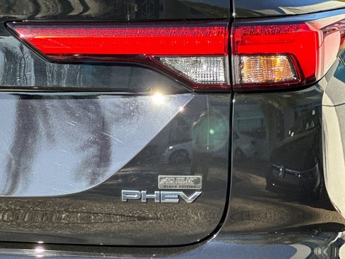 New 2025 Mitsubishi Outlander SEL image 27