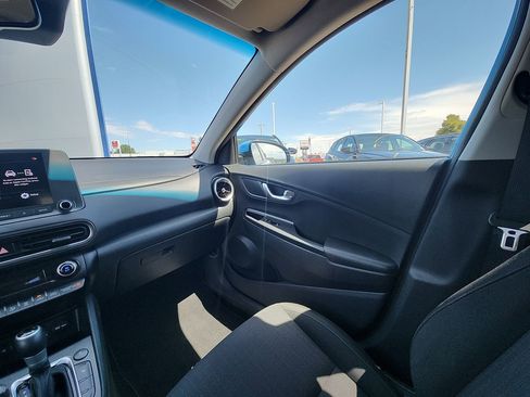 Used 2022 Hyundai Kona SEL w/ Convenience Package image 11