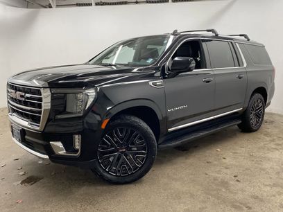 Used 2021 GMC Yukon XL SLT w/ SLT Luxury Plus Package