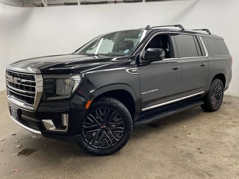 Used 2021 GMC Yukon XL SLT w/ SLT Luxury Plus Package image 1