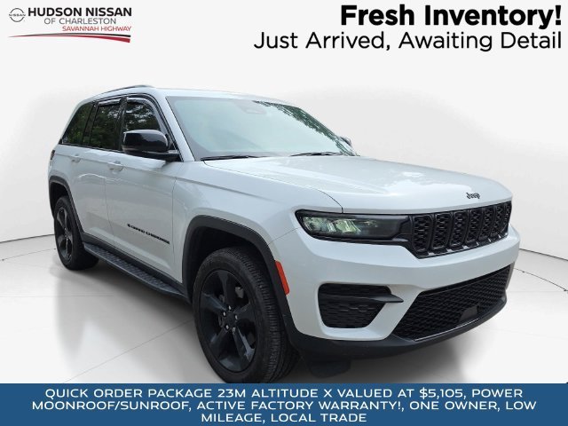 Used 2025 Jeep Grand Cherokee Altitude RWD 360° Tour