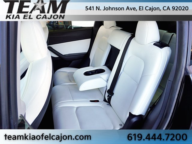 Used 2021 Tesla Model Y Long Range AWD/4WD image 22