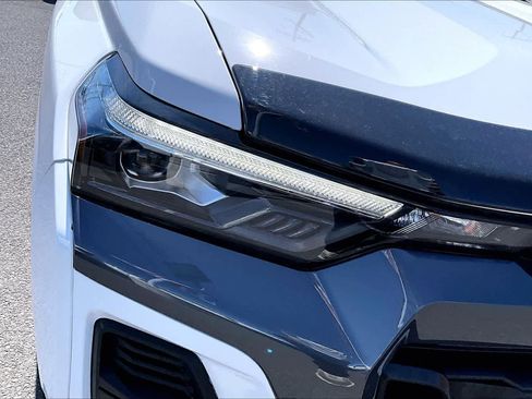 Used 2023 Chevrolet Colorado LT w/ LT Convenience Package III AWD/4WD image 31