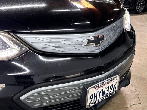 Used 2018 Chevrolet Bolt Premier w/ Driver Confidence II Package FWD image 31