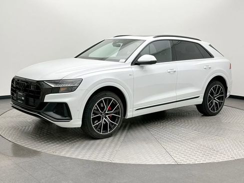 Used 2023 Audi Q8 Premium Plus image 1