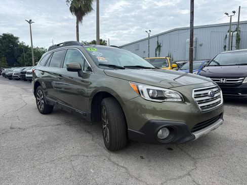 Used 2015 Subaru Outback 2.5i Limited AWD/4WD image 3