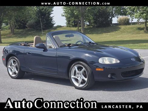 Used 2001 MAZDA MX-5 Miata RWD image 1