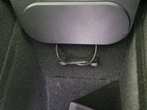 Used 2022 Tesla Model Y Performance AWD/4WD image 21