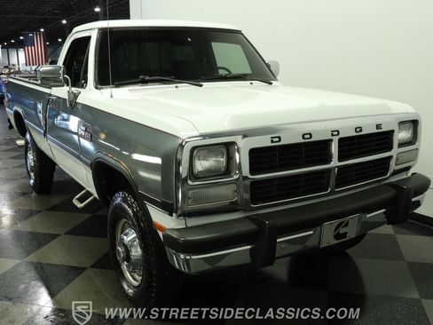 Used 1992 Dodge D/W Truck 250 AWD/4WD image 15