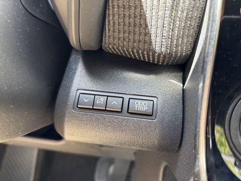 Used 2023 Subaru Solterra AWD image 16