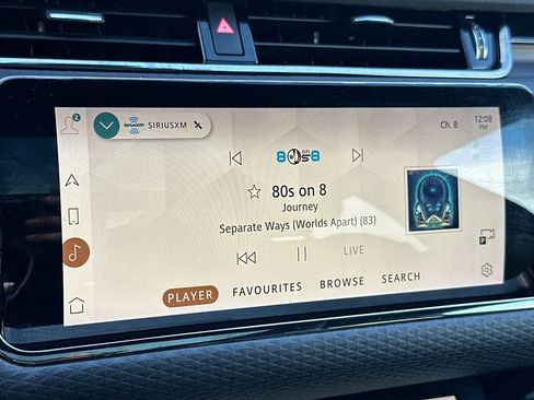 Used 2022 Land Rover Range Rover Evoque R-Dynamic S image 23