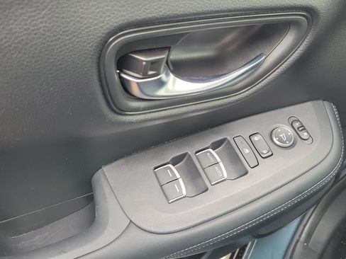 Used 2024 Honda HR-V EX-L image 21