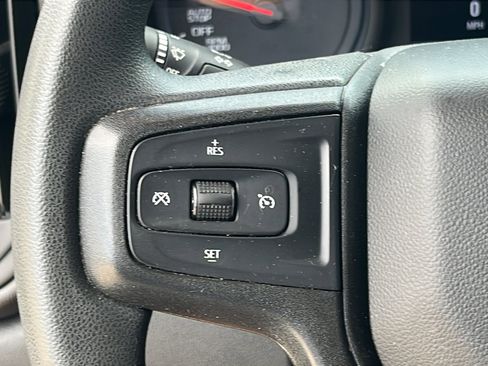 Used 2022 Chevrolet Silverado 1500 Custom image 16