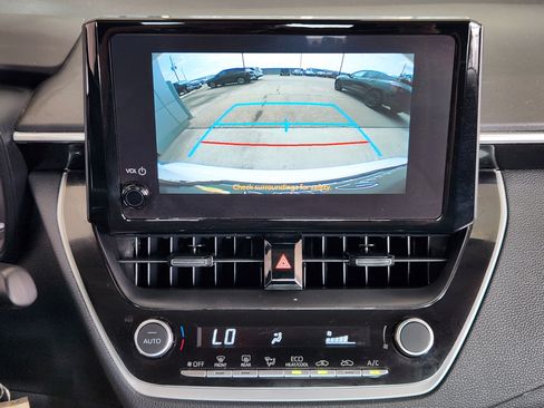 Used 2024 Toyota Corolla LE FWD image 19