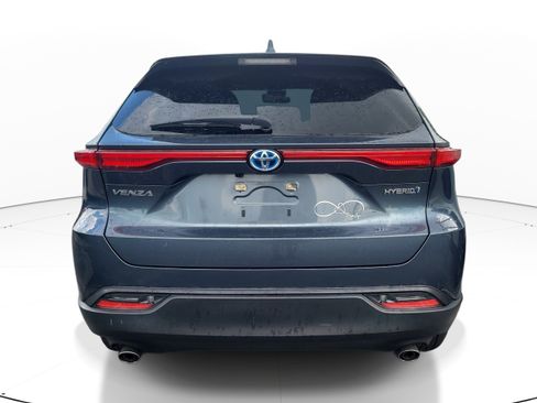Used 2021 Toyota Venza LE AWD/4WD image 6