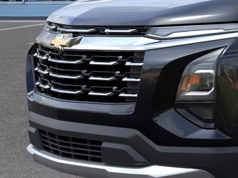 New 2027 Chevrolet Equinox LT FWD image 13