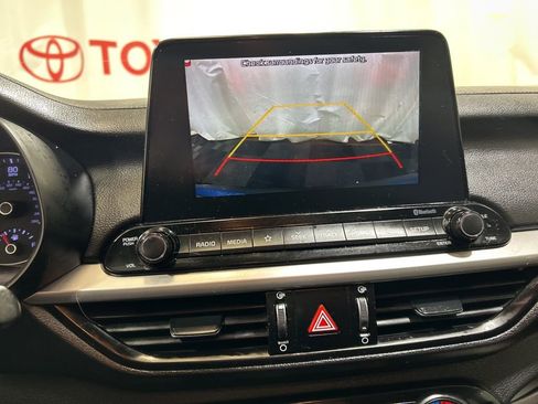 Used 2019 Kia Forte LXS image 28