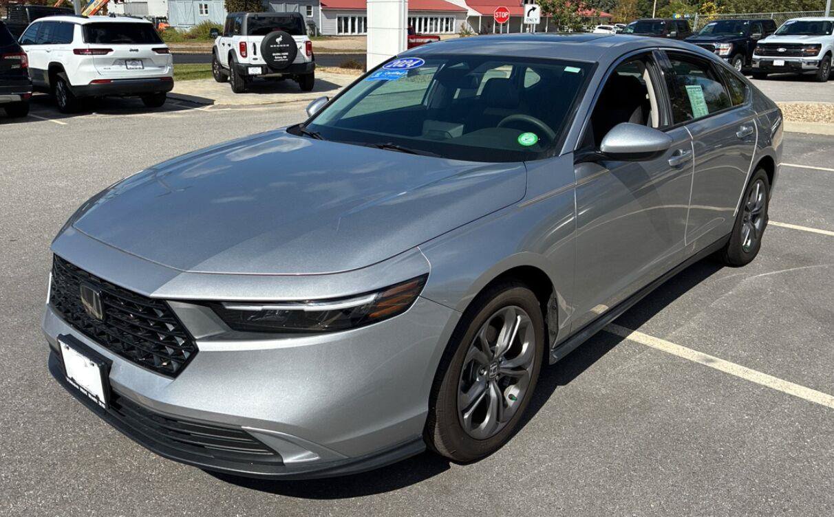 Used 2024 Honda Accord EX image 1