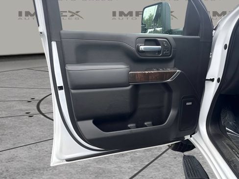 Used 2021 GMC Sierra 2500 Denali w/ Denali Ultimate Package AWD/4WD image 18