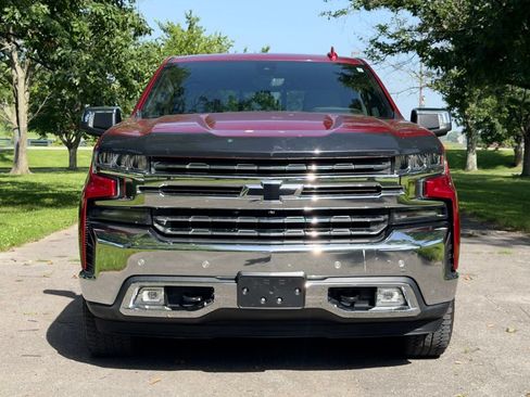 Used 2019 Chevrolet Silverado 1500 LTZ w/ LTZ Premium Package AWD/4WD image 2