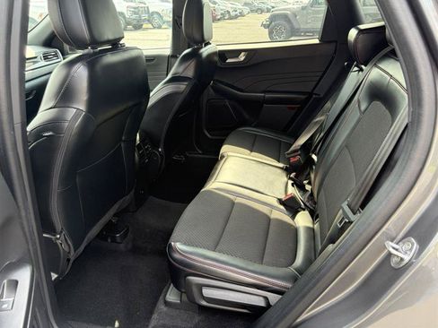 Used 2024 Ford Escape ST-Line FWD image 15