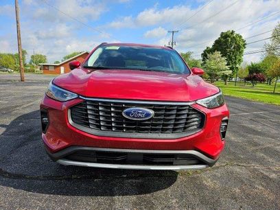 New 2024 Ford Escape SE