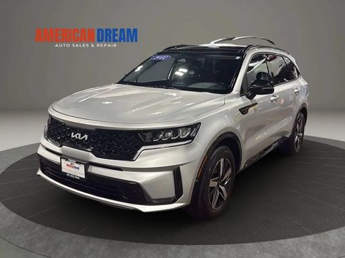 Used 2022 Kia Sorento S w/ Panoramic Sunroof Package FWD image 1