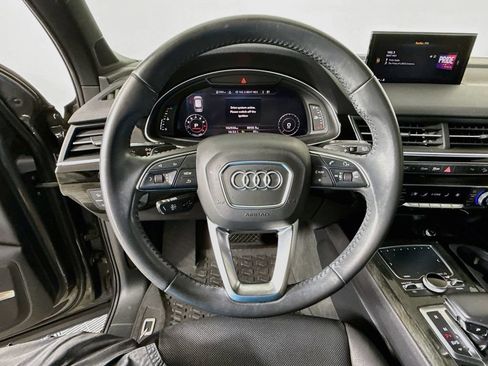 Used 2018 Audi Q7 3.0T Premium Plus w/ Premium Plus Package AWD/4WD image 11
