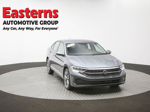 Used 2024 Volkswagen Jetta SE FWD image 47