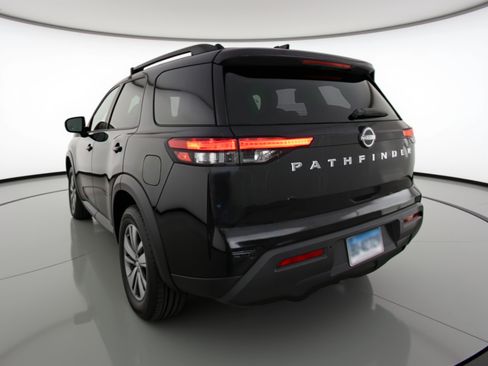 Used 2025 Nissan Pathfinder SV FWD image 6