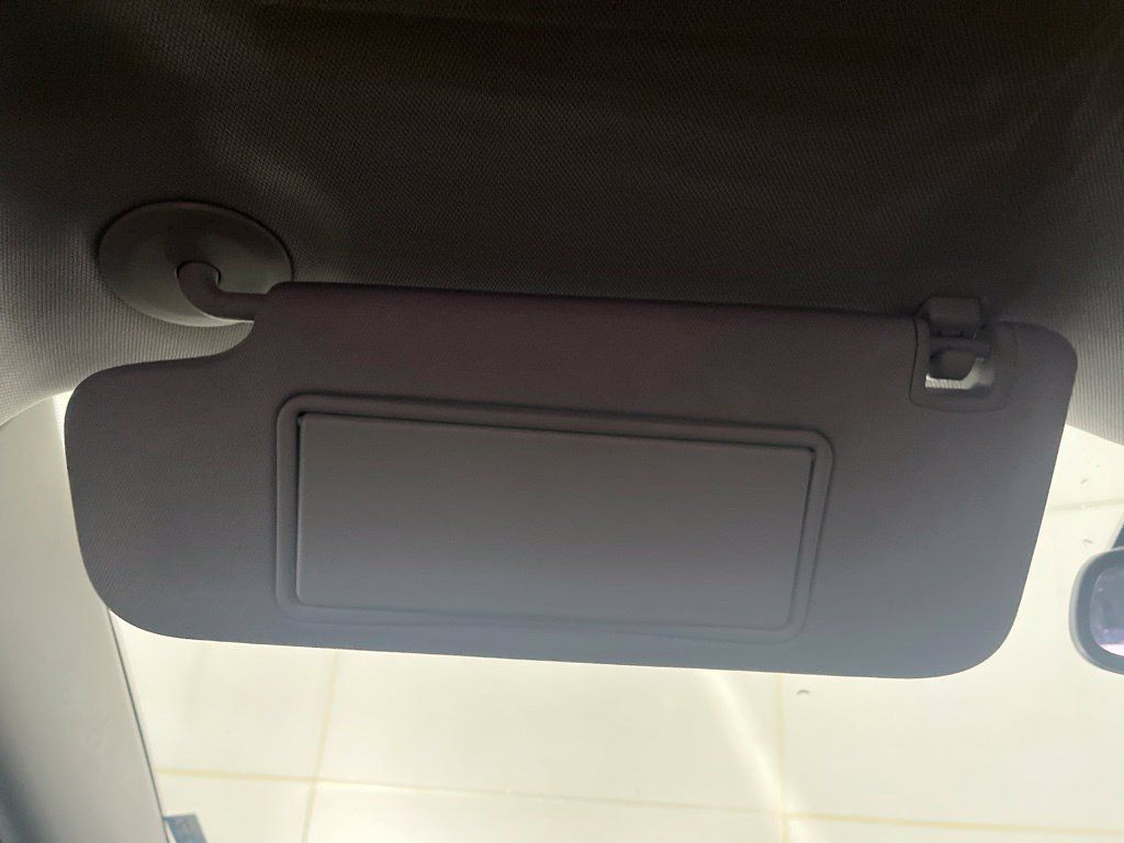 Used 2018 Chevrolet Malibu LT FWD image 71