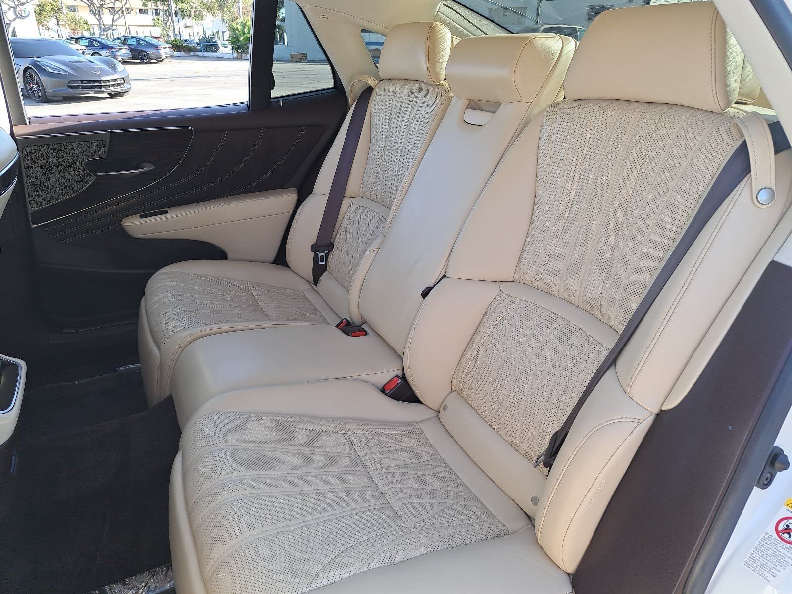Used 2018 Lexus LS 500 w/ Luxury Package RWD image 15