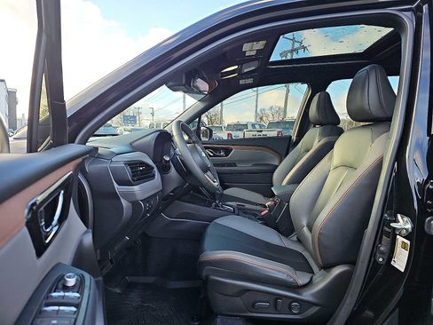 Used 2025 Subaru Forester Sport image 14