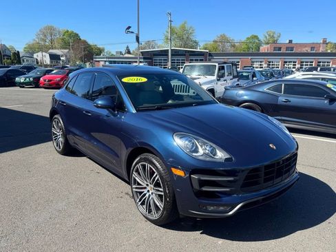Used 2016 Porsche Macan Turbo AWD/4WD image 3
