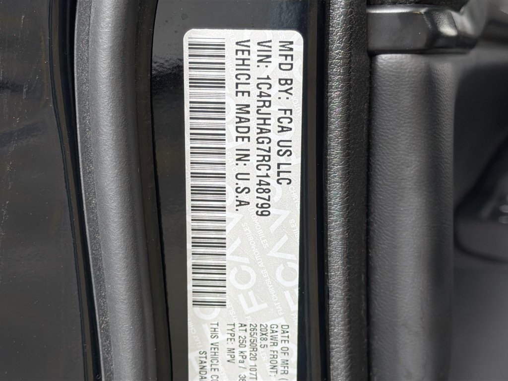 Used 2024 Jeep Grand Cherokee Altitude AWD/4WD image 51
